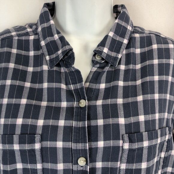 Universal Thread Womens Blue White Pink Rayon Long Sleeve Button Up Large - Picture 3 of 10